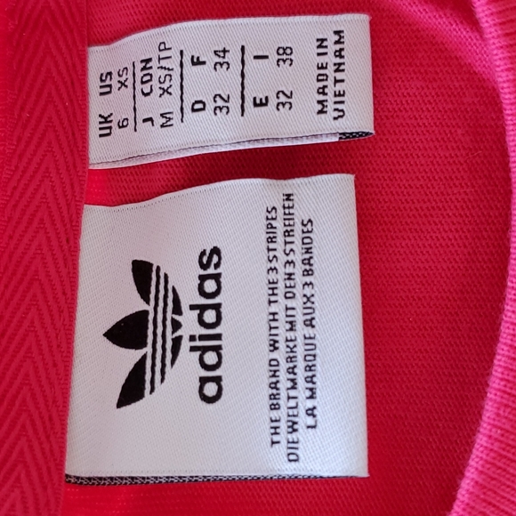 Adidas crop top - fits XS to M - pink - Picture 3 of 8